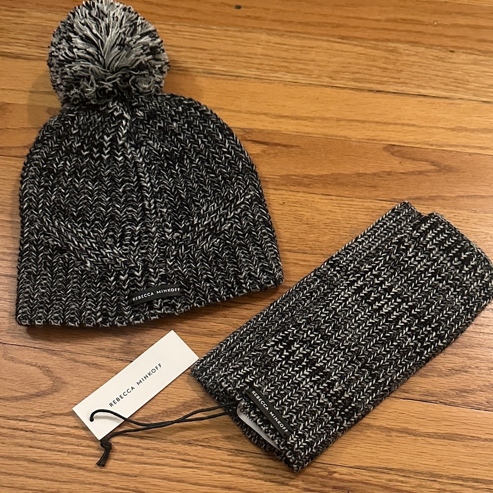 NWT Rebecca Minkoff Monochrome Knit Beanie and fingerless gloves Set